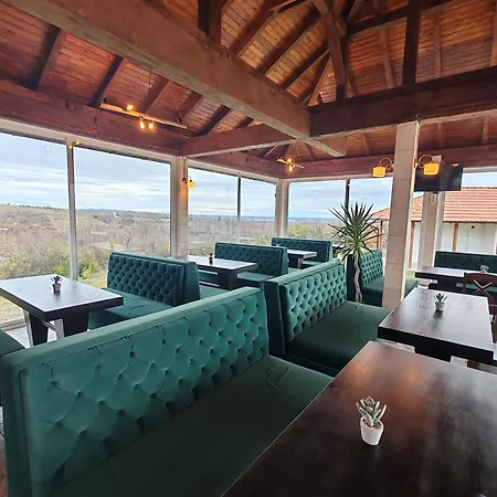 Vinogradi Zmajevacki Дом отдыха *