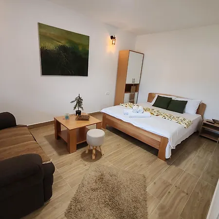 Vinogradi Zmajevacki Дом отдыха *