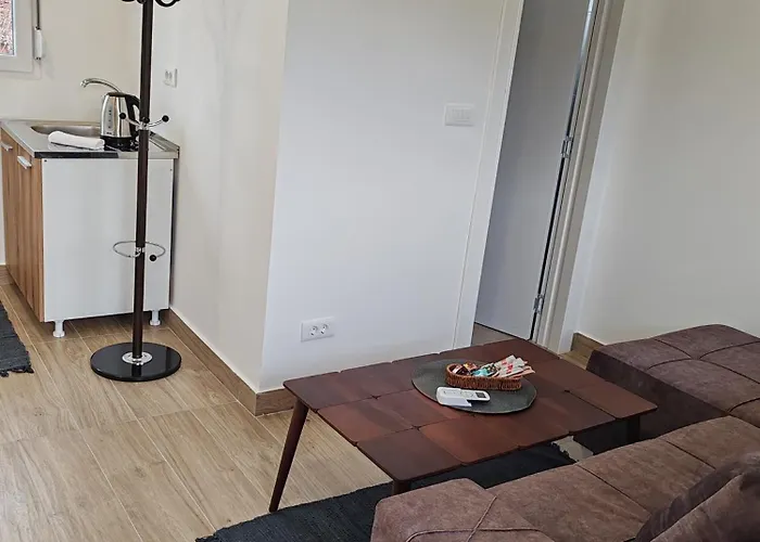 Vinogradi Zmajevacki 姆拉代诺瓦茨