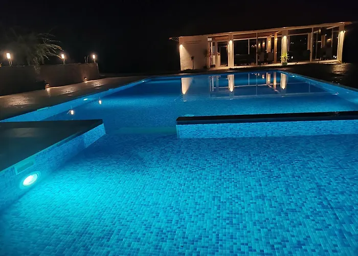 Vinogradi Zmajevacki 姆拉代诺瓦茨